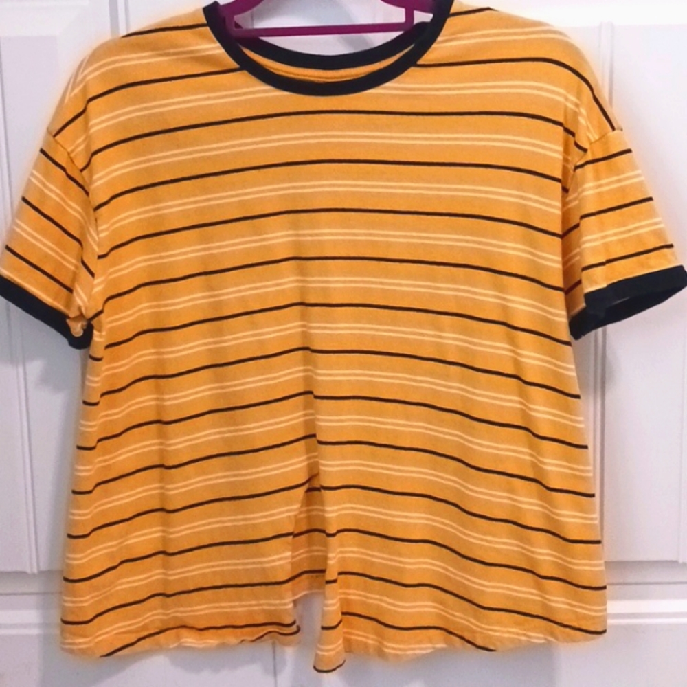 No Boundaries Girls Size Large, Yellow Striprd Front Tie T-shirt